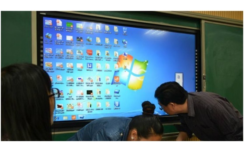 西安附屬中學教學一體機案例